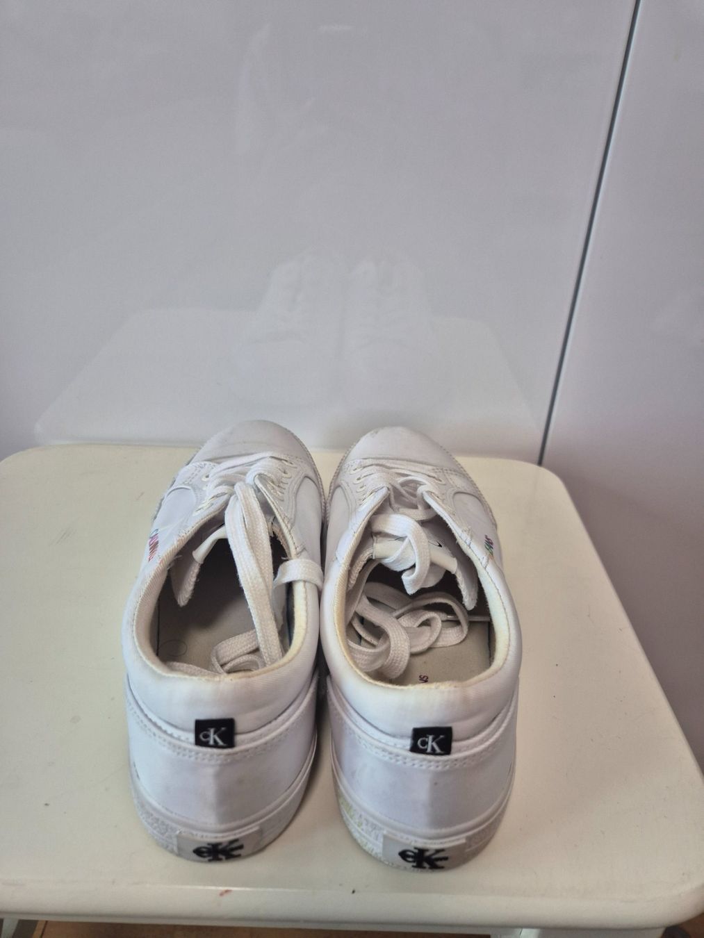 Calvin Klein Scarpe da donna: Weisse Calvin Klein Jeans Sneaker Gr. 38 – Usato da Glattfelden venduto da Jenoptik 1