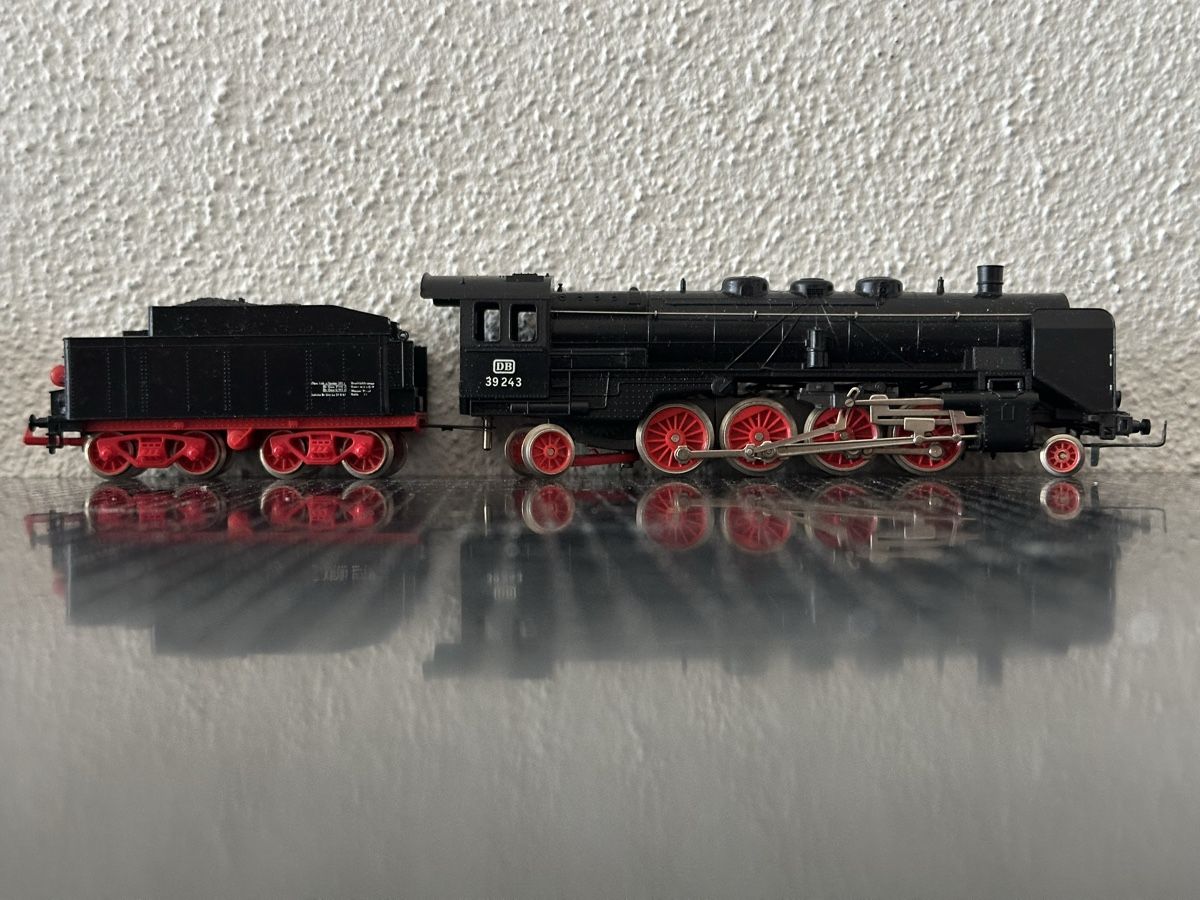 Lima Modellini di ferrovie: komplette Modelleisenbahn Lima H0 – Usato da Lenzburg venduto da Nokaoi 1