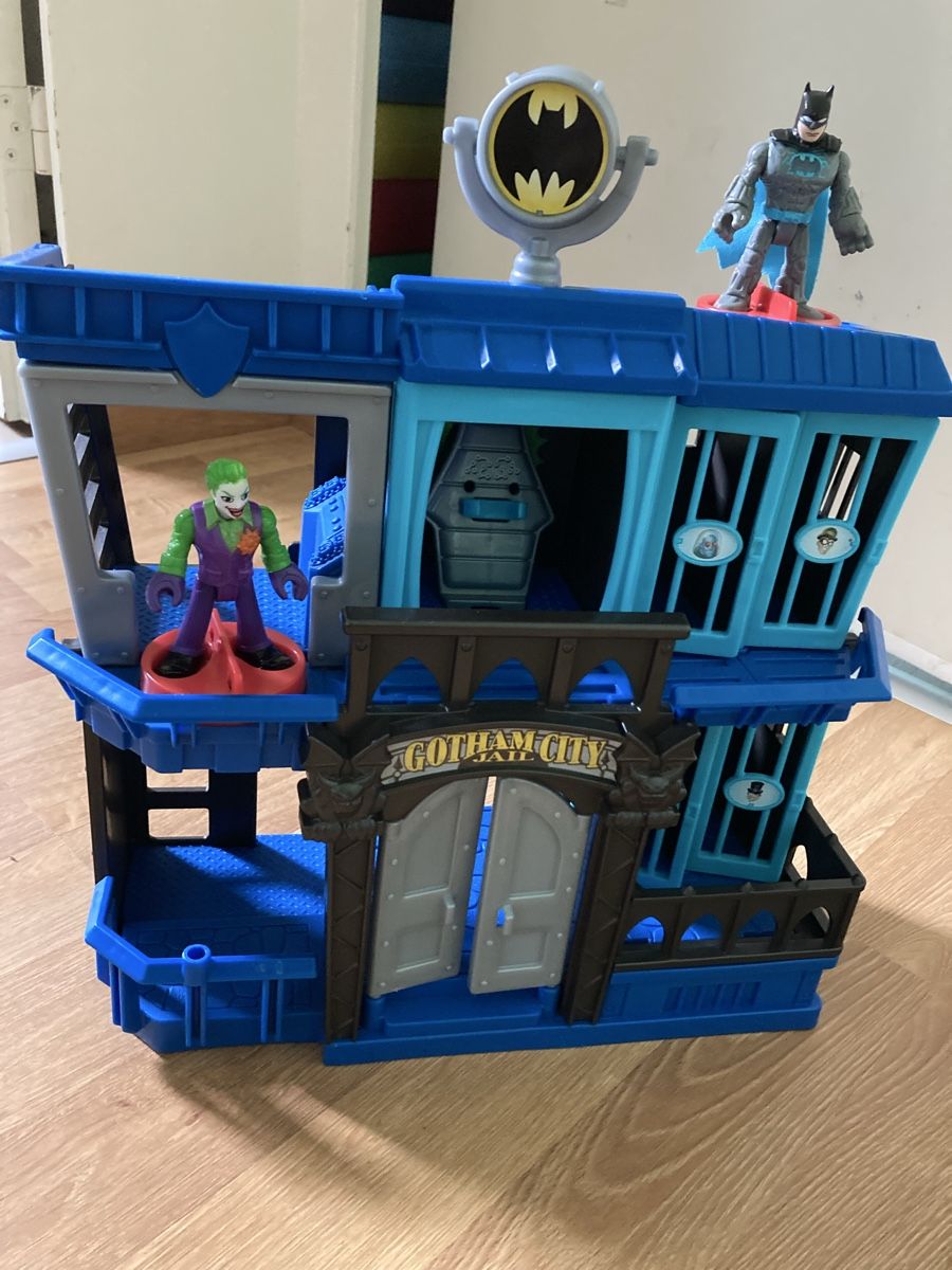 Giocattoli: Batman Gotham City Jail Spielset – Usato da Emmenbrücke venduto da JJ_89