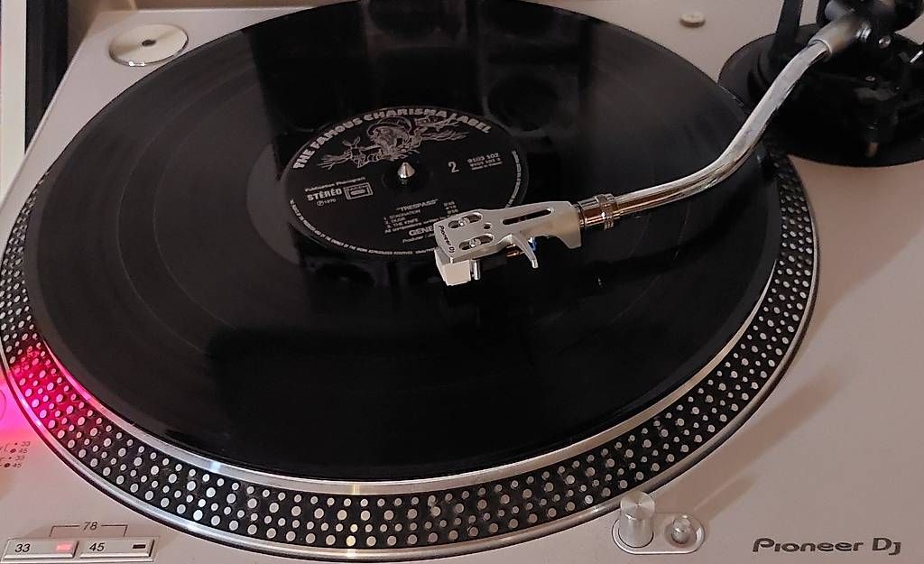 Dischi in vinile: GENESIS :" TRESPASS" (1970) VINYL LP – Usato da NENDELN venduto da Vinylandmote 3