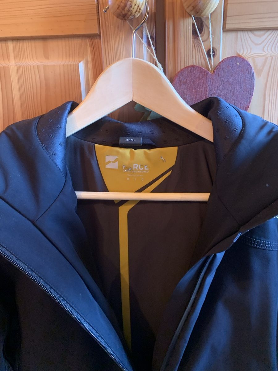 Mountain Force Completi & Tailleur: Skianzug Mountain Force – Usato da Baden venduto da Esmipesmi 3