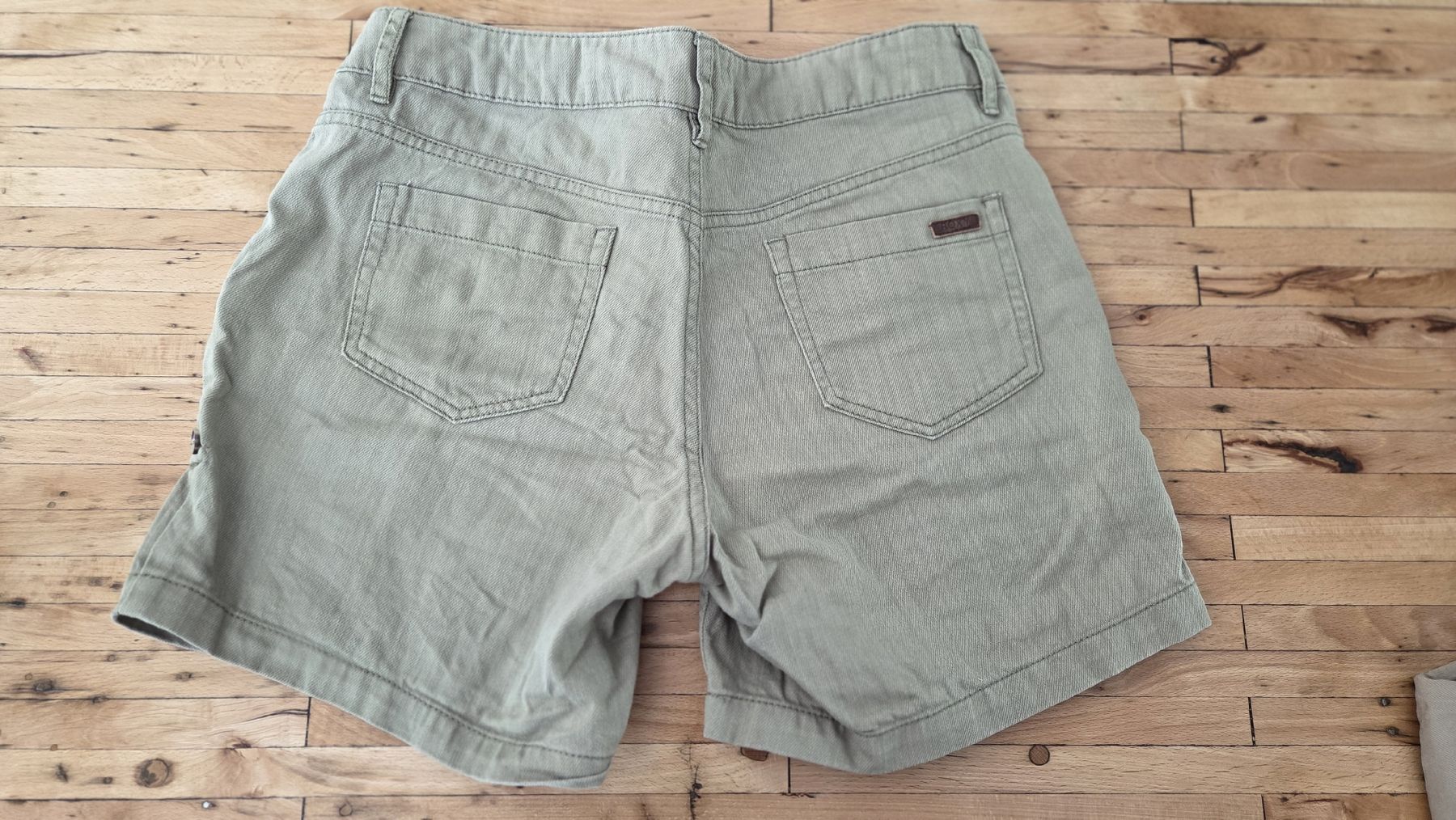 Roxy Pantalons: Damen Shorts ROXY  – D'occasion à Winterthur par sandi99 2