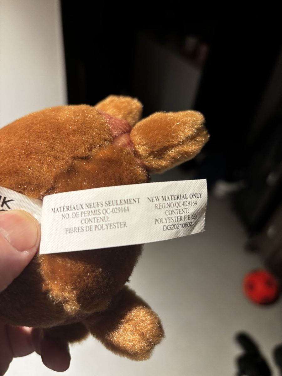 Spielzeuge: Süsser Plüsch Einhorn-Hund Stofftier neu – Gebraucht aus Zürich von engebrunau 1
