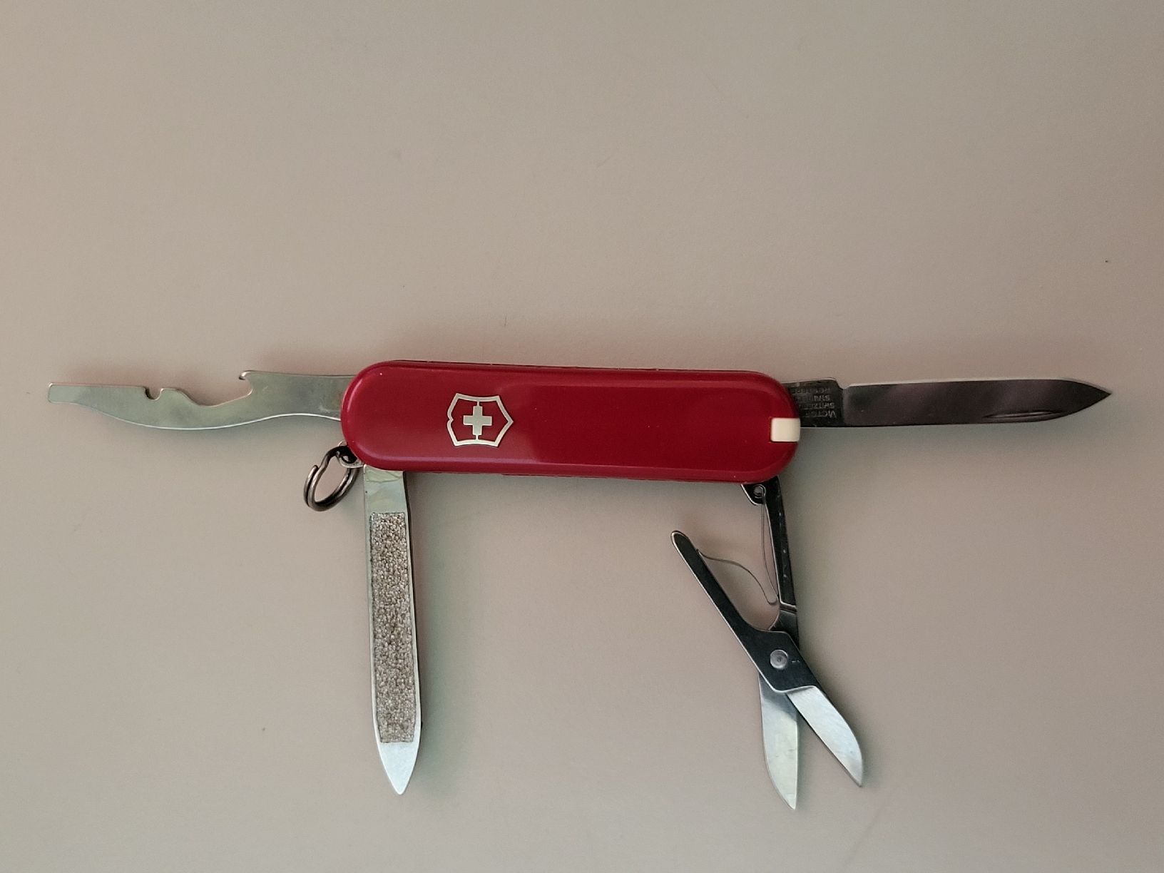 Victorinox Coltelli tascabile: Schweizer sackmesser Rot UBS, klein & praktisch  – Usato da nunningen venduto da mic_88k2 2
