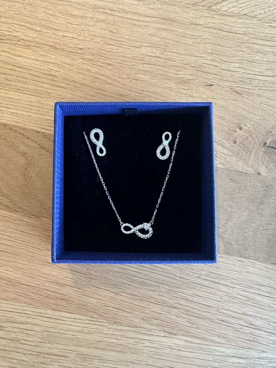 Swarovski Altri gioielli: Swarovski Infinity Set, Silber, Neu! – Nuovo (secondo la descrizione) da Herrliberg venduto da Roland2806 3