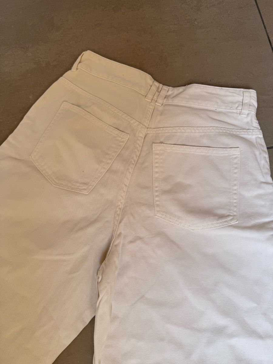 H&M Jeans: Jeans von H&M – Nuovo (secondo la descrizione) da Sigriswil venduto da ck56 3