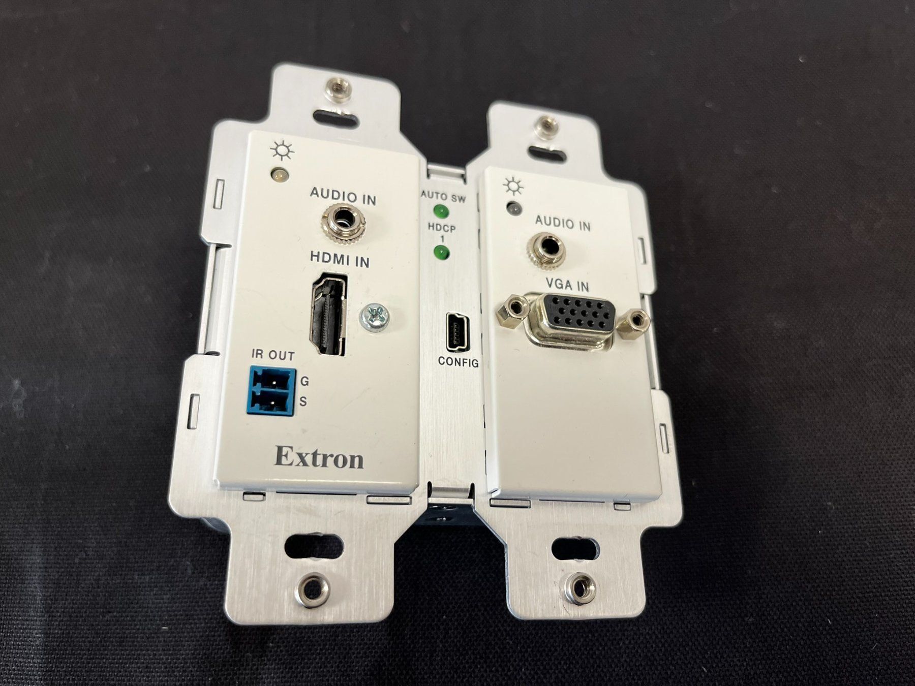 Componenti elettronici: Extron DTP T UWP 232 D – Usato da Bern venduto da NIKA-SYSTEMS 2