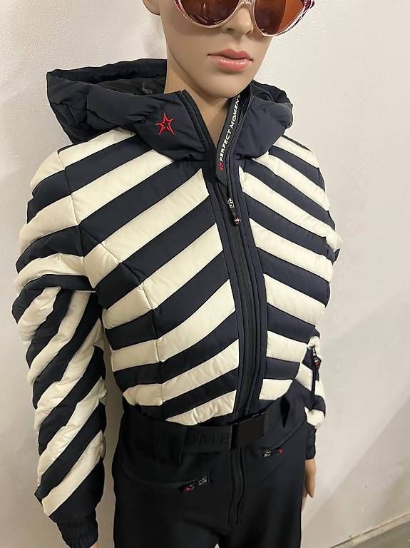 Completi & Tailleur: Combinaison de ski Perfect Moment Bluebird S – Usato da Les Acacias venduto da kim_2dxt 1