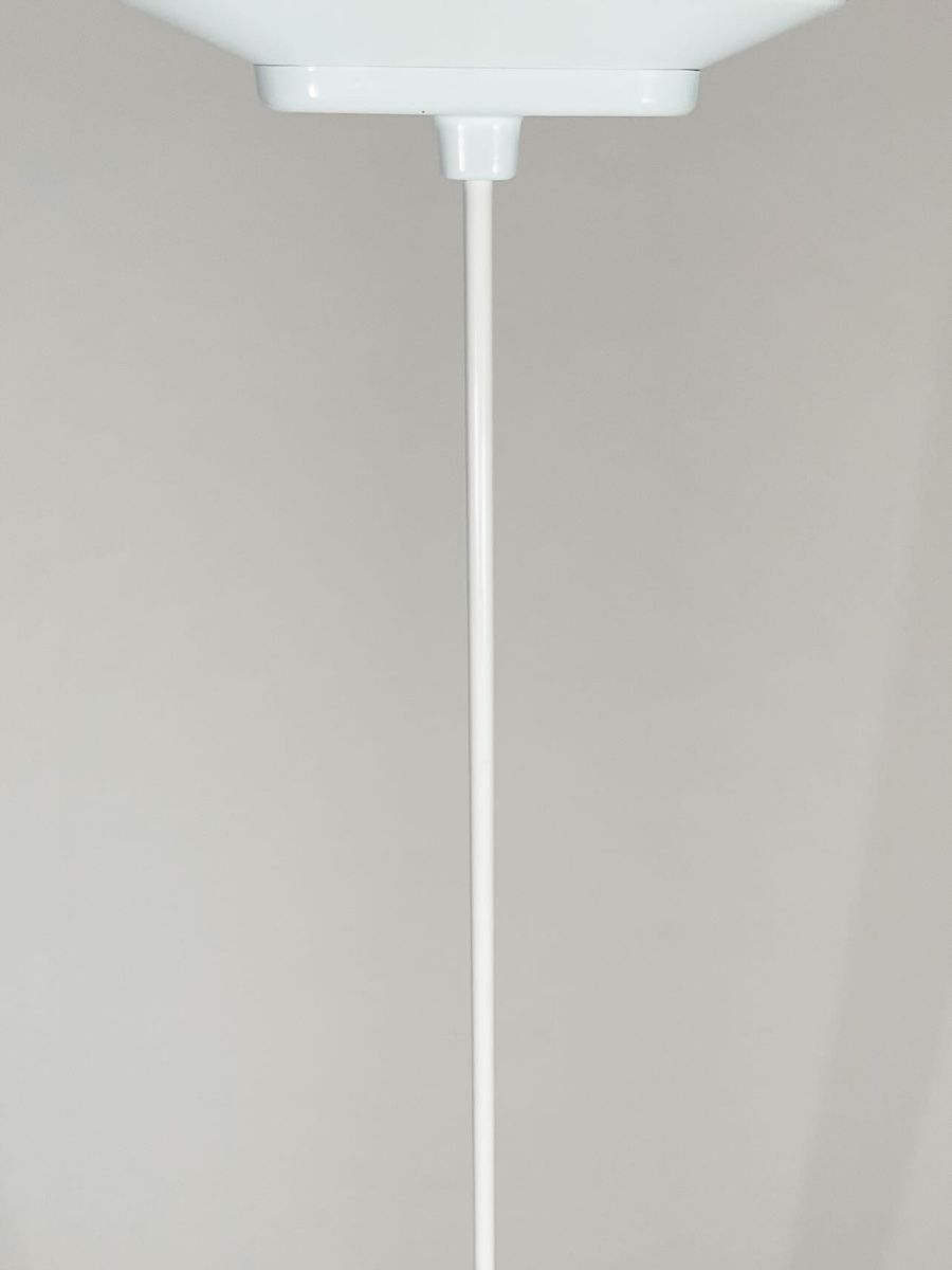 Lampade: Stehlampe weiss, Vintage – Usato da St. Gallen venduto da fundstaette