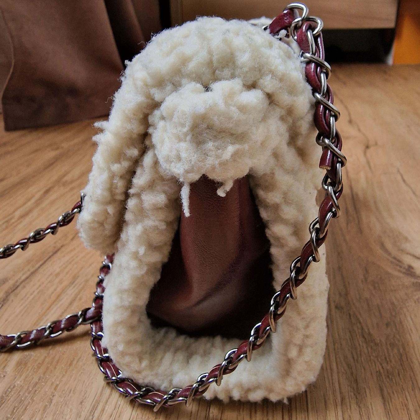 Borse da donna: Stylish Leather Bag with Chain Strap – Nuovo (secondo la descrizione) da Mönchaltorf venduto da nzhuravel 6