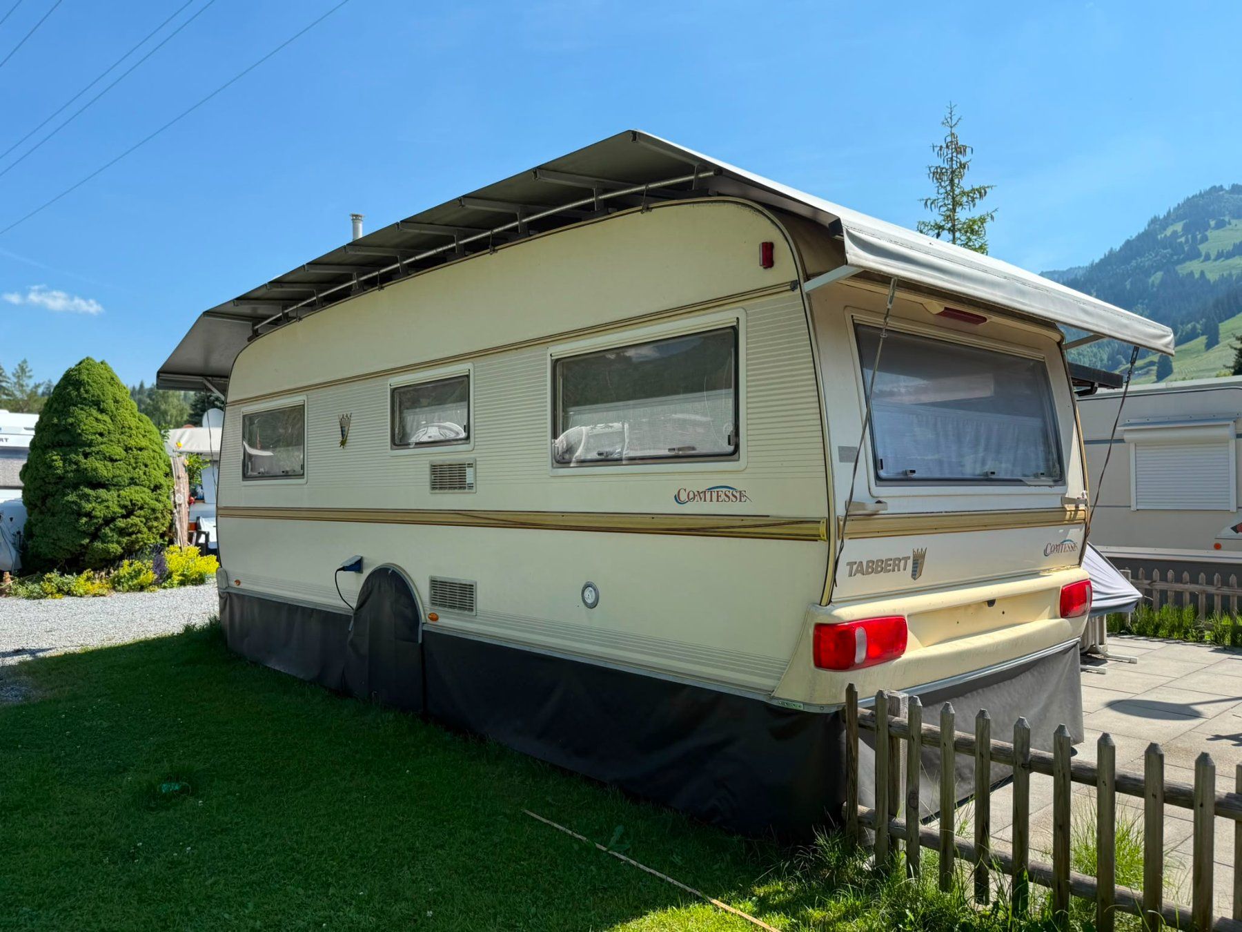 Tabbert Véhicules de camping: Tabbert Comtesse, 6 m – D'occasion à Zweisimmen par Mousie