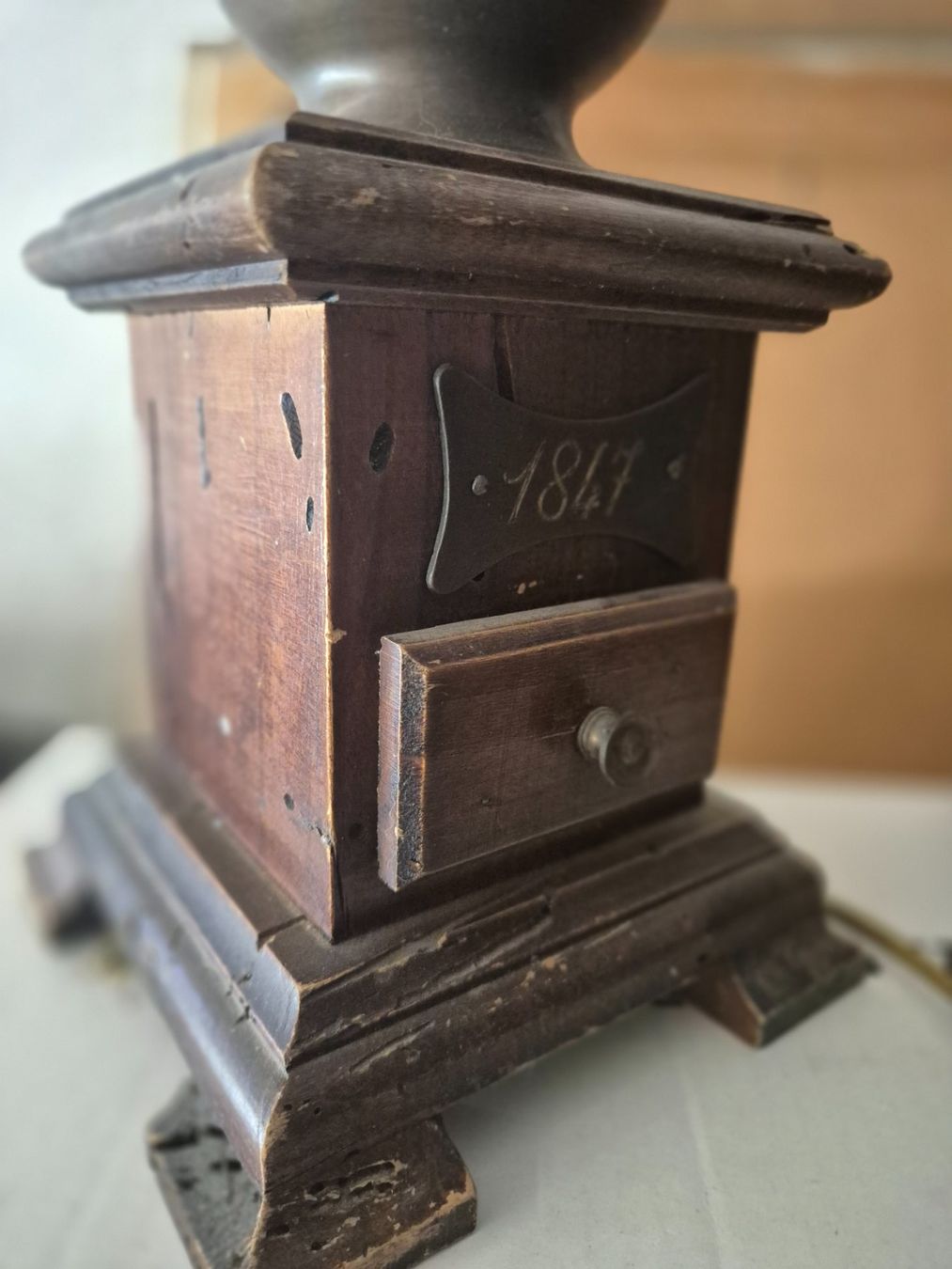 Paralumi: Lampe sur pied - Moulin à café – Usato da Essertes venduto da onezoneplay 5