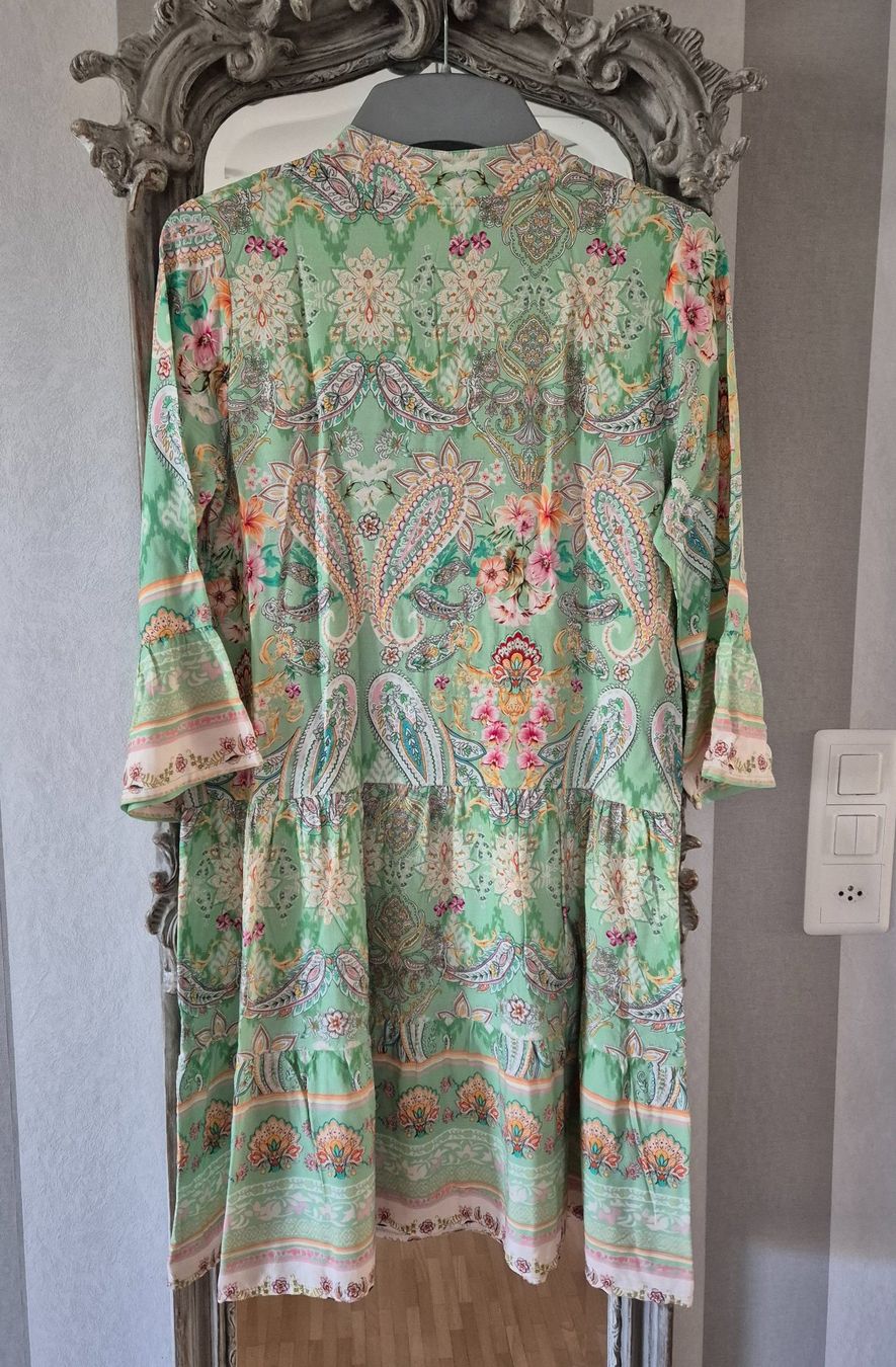 Lotti di vestiti: 3 Sommerkleider M/L zu einem Preis – Nuovo (secondo la descrizione) da Tagelswangen venduto da GABGABFI 1