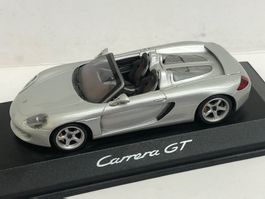 PORSCHE Carrera GT Minichamps 1:43