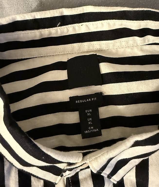 Camicie: Hemd schwarz-weiss gestreift  – Usato da Wädenswil venduto da dom_pz5d 3