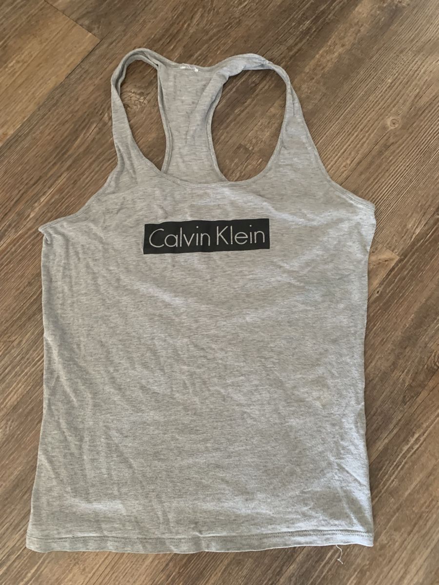 Calvin Klein Top: Calvin Klein Top – Difettoso da Emmen venduto da ama_8wmn 1