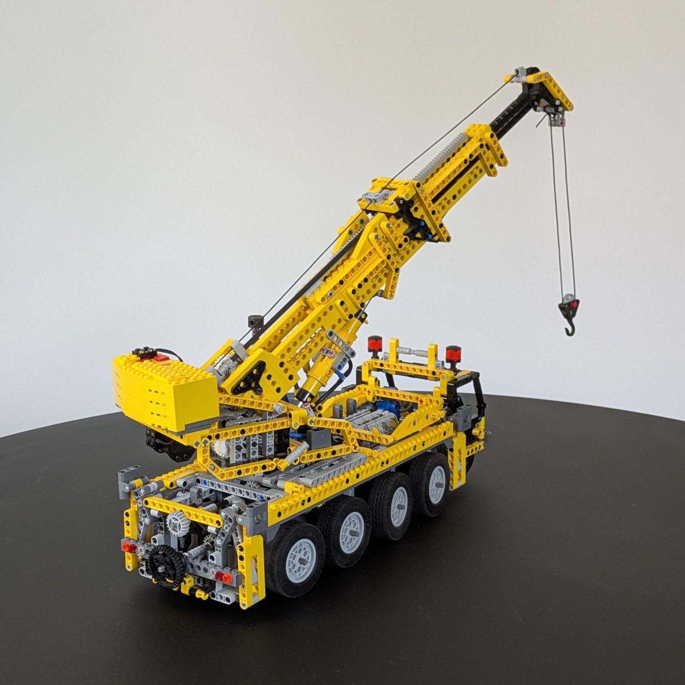 Lego Baukästen: LEGO TECHNIC 8421 - Mobile Crane (2005) with box – Gebraucht aus lausanne von searno 4