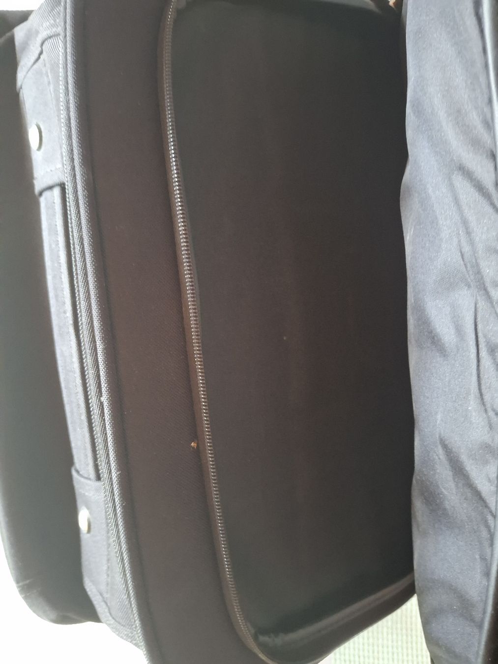 Delsey Borse: Sacoche ordinateur DELSEY noir – Usato da Villiers venduto da san_jn5w 4