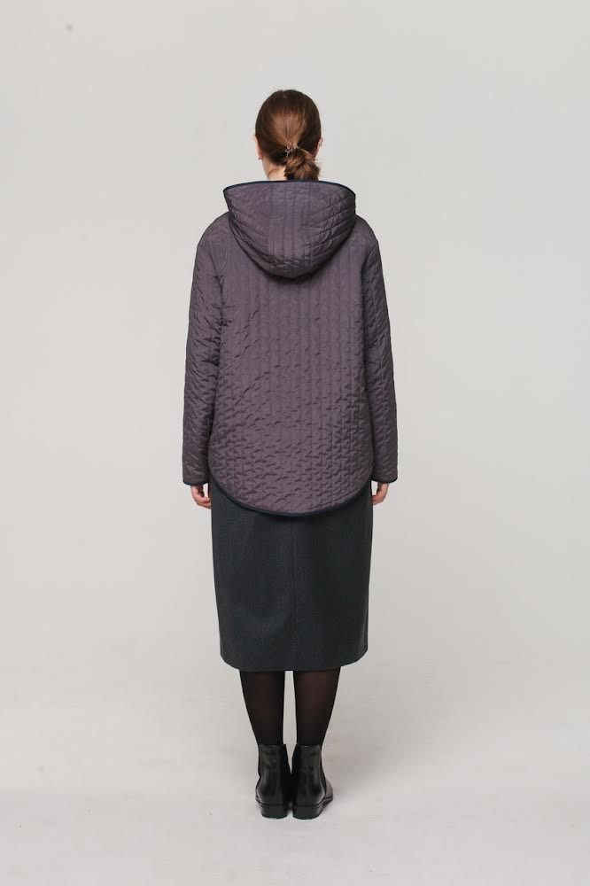 Jacken: Stylische Übergangsjacke von Designmarke – Neu und originalverpackt aus Evilard von Mikhaylova 4