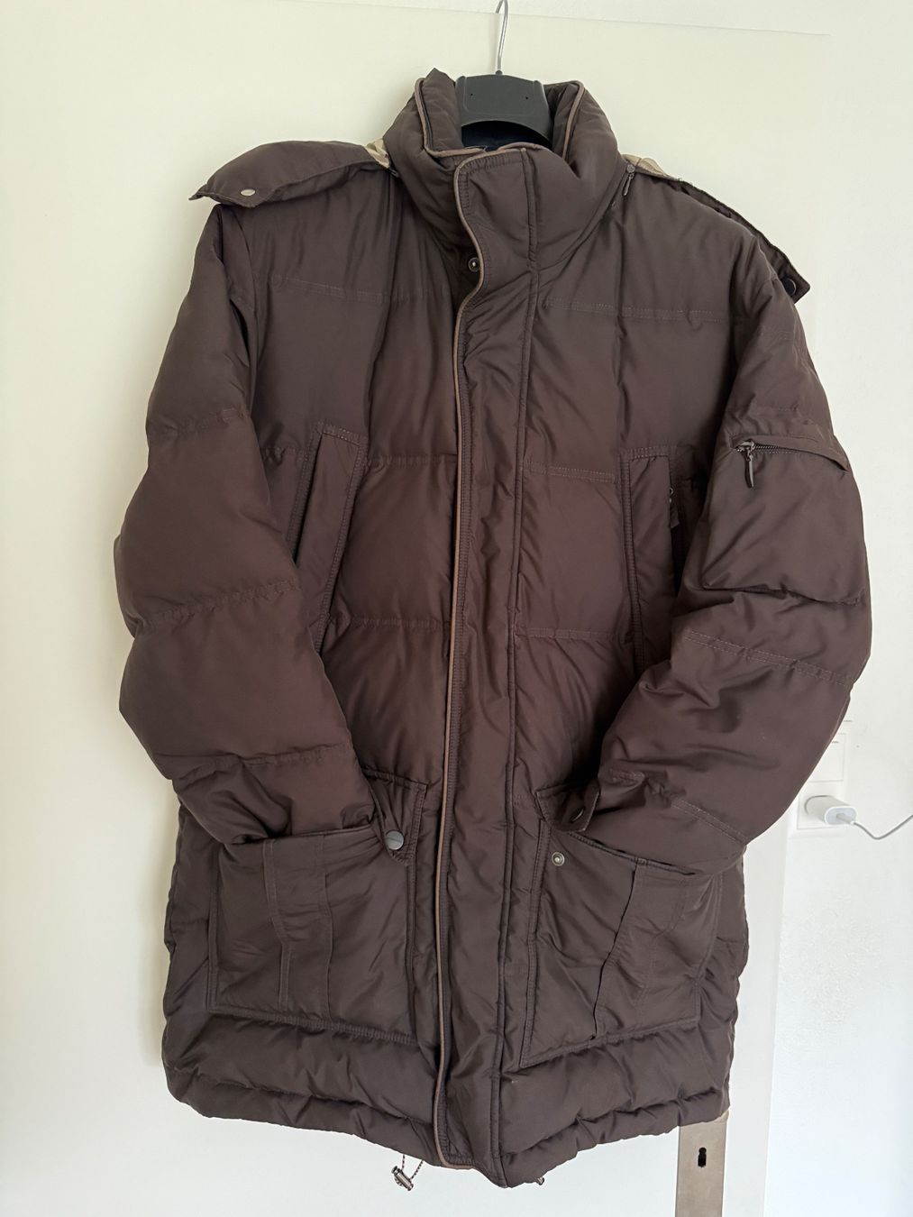 Burberry Jacken: Winterjacke Burberry – Gebraucht aus Küsnacht ZH von nat_m97w