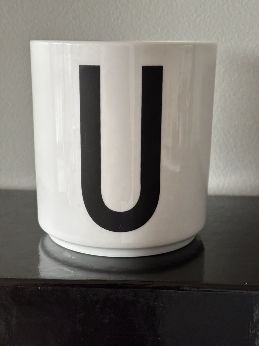 Tassen: Tasse Arne Jacobsen – Gebraucht aus Zürich von ConnieS01