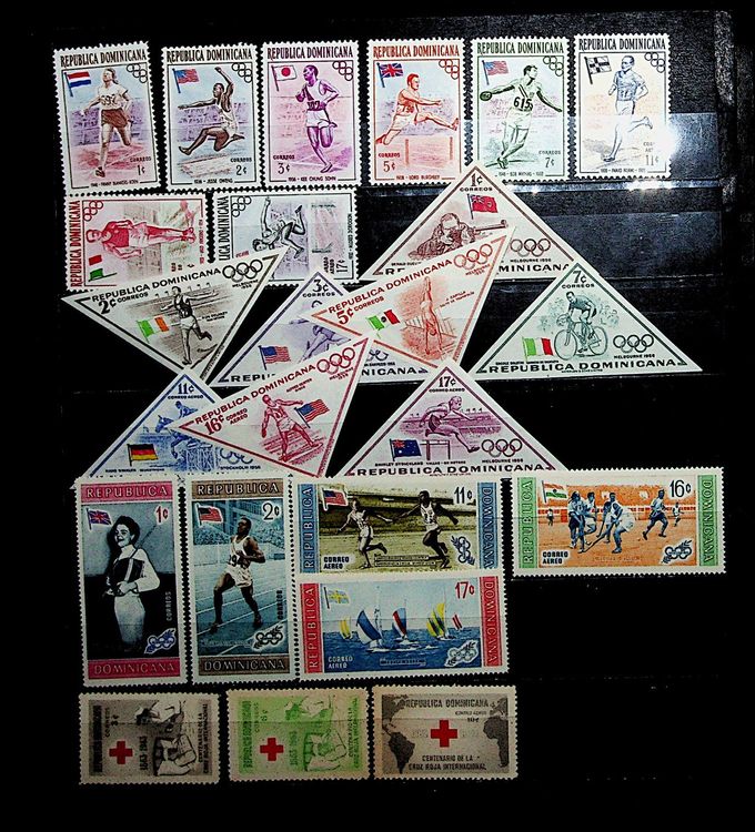 République Dominicaine - Album de timbres de 1867 à 1983 - dont blocs