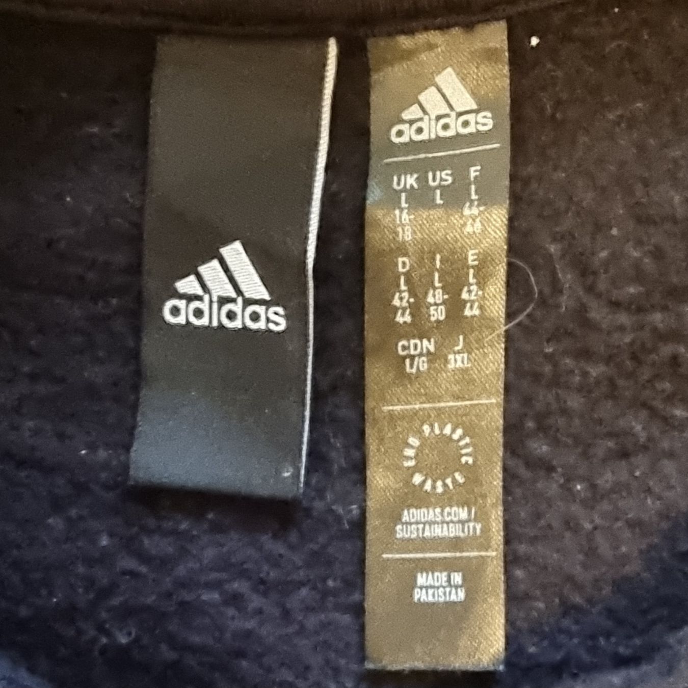 Adidas Pulls & Sweat-shirts: Adidas Kapuzenpullover M - L – D'occasion à Bern par zuendator7777 2