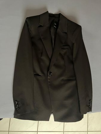 Schicker Mango Blazer, Grösse L, schwarz, neuwertig.