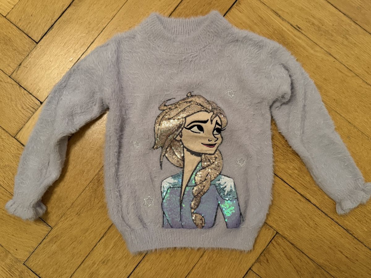 C&A Pullover & Sweatshirts: Pullover Frozen Elsa pailletten C&A Grösse 110 – Gebraucht aus Bern von Elisa64