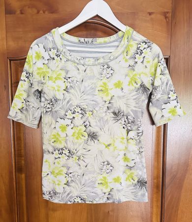 Marc Cain Sports T-Shirt floral gestreift Grösse N4