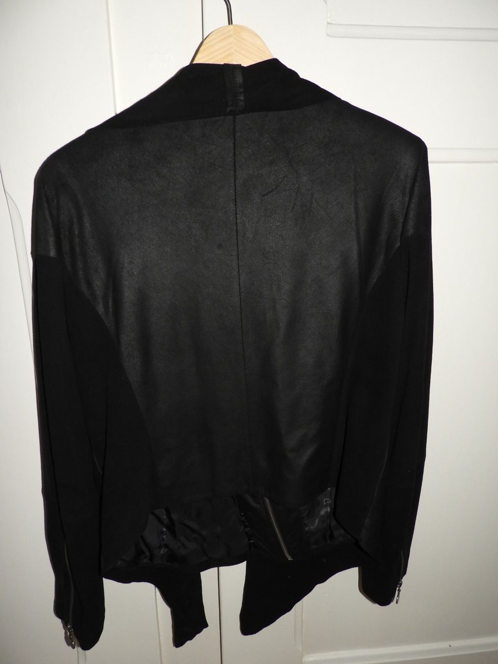 Giacche: Veste en cuir / blazer – Usato da Dombresson venduto da sev_bsb8 3