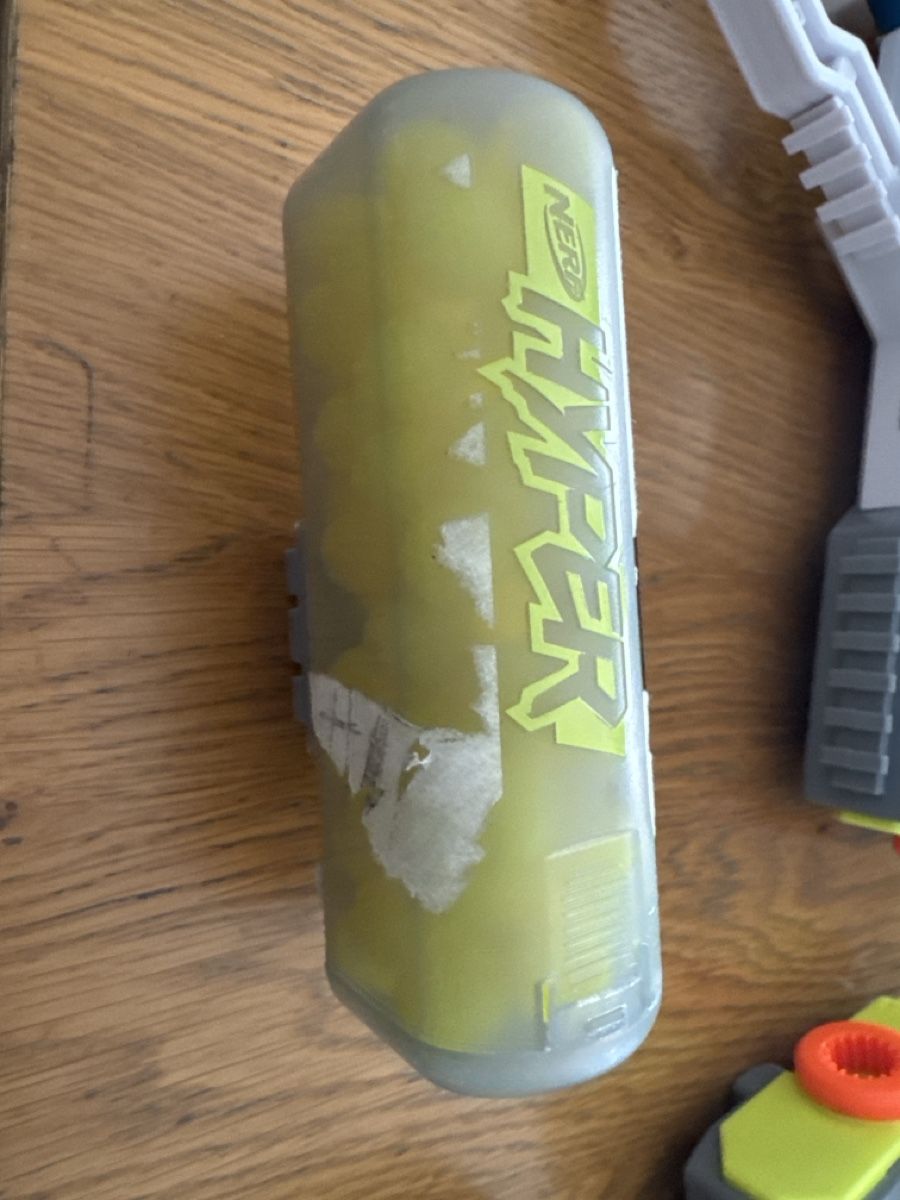 Nerf Spielzeuge: Nerf Hyper Spielzeugpistolen Set mit Munition – Gebraucht aus Immensee von Asale 1