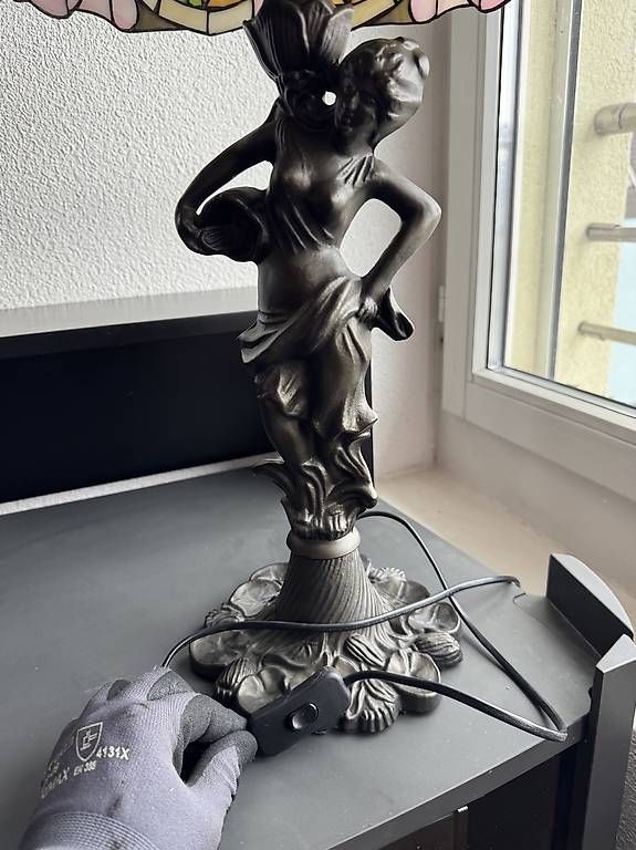 Lampade: Tiffany-Stil Tischlampe  – Usato da Möriken AG venduto da nma_2hx5 1