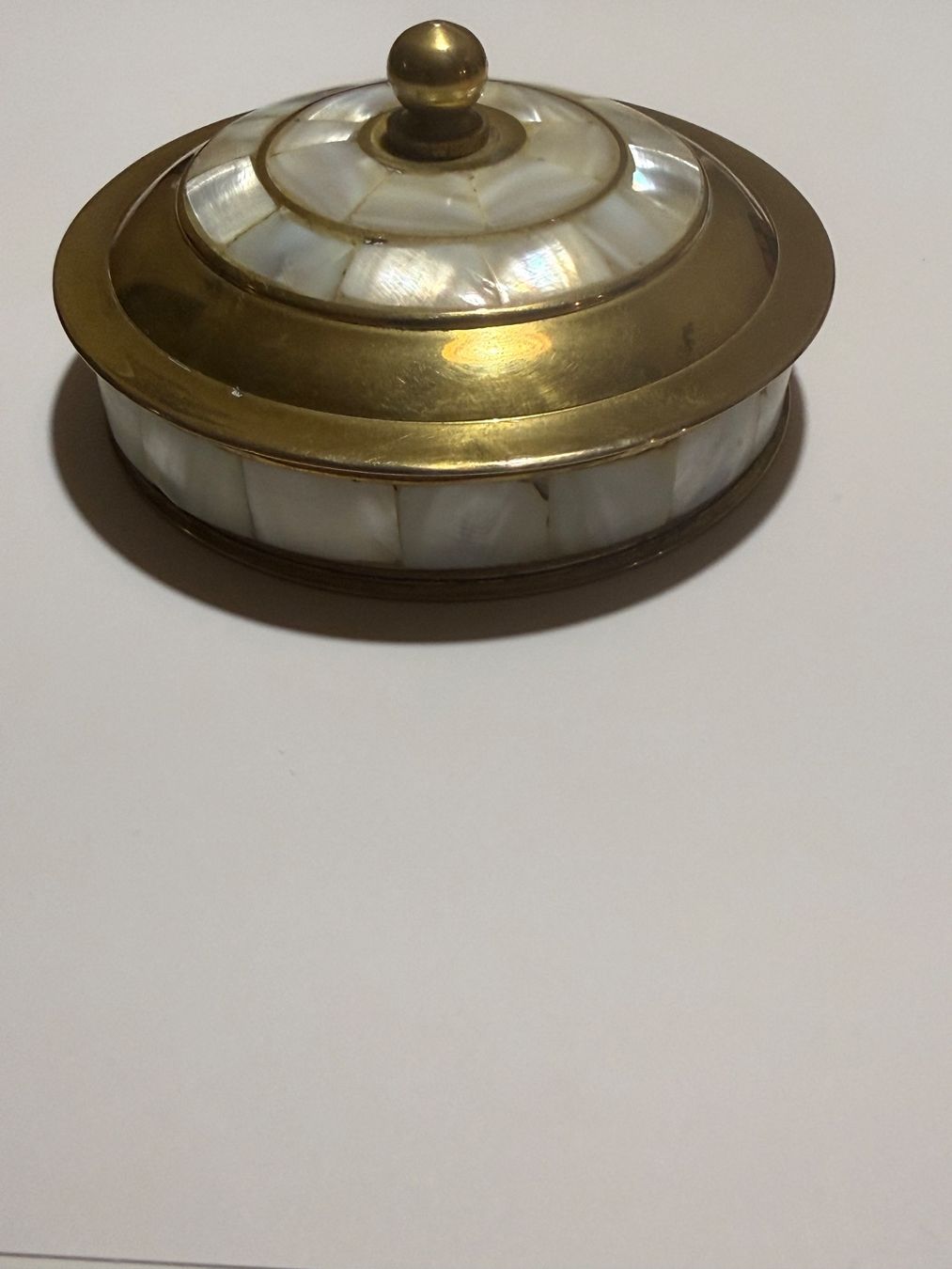 Alle Dekorationen: schmuck messing dose mit pearl . – Gebraucht aus Muttenz von stu_8t9d