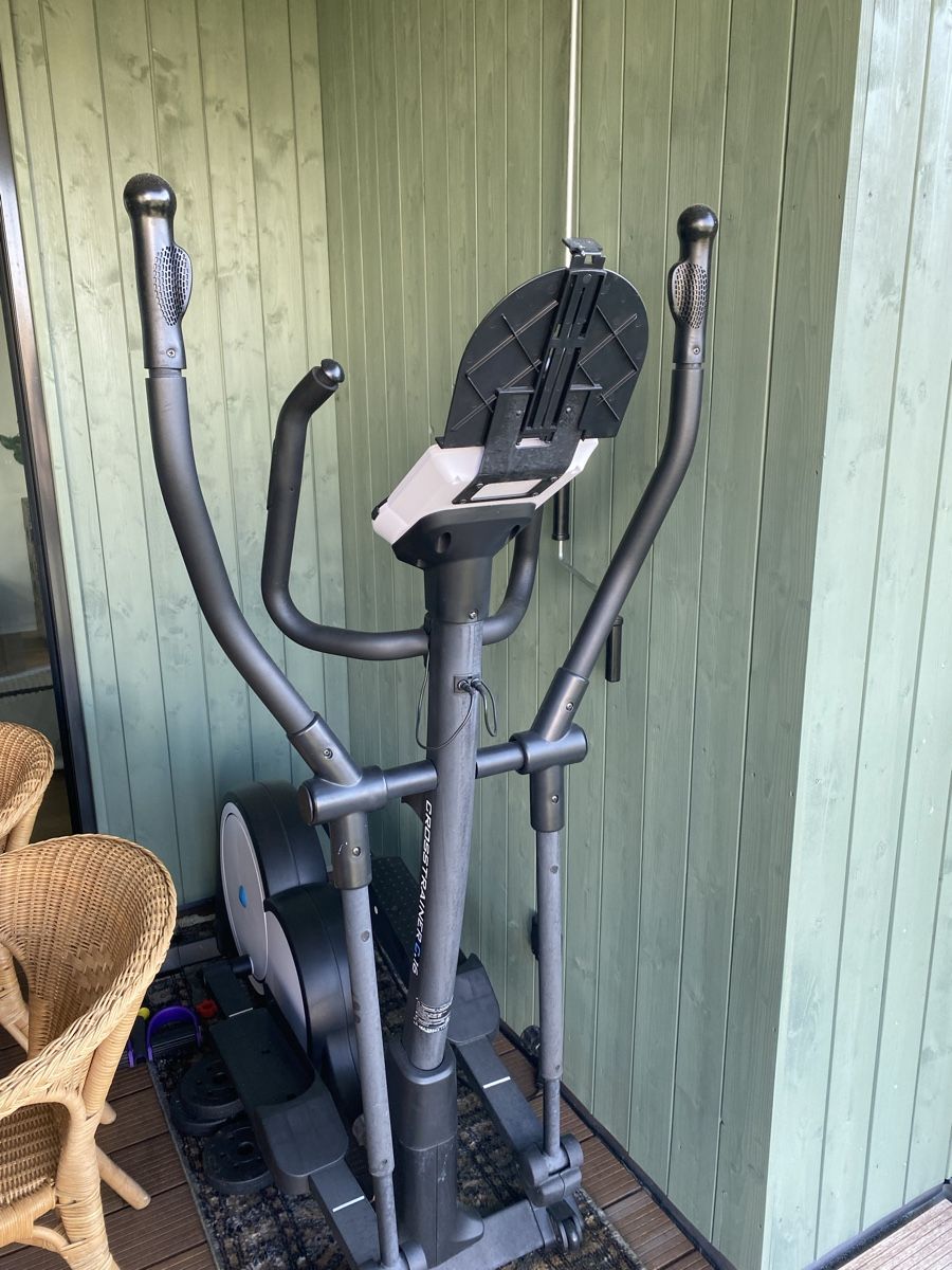 Vélos d'appartement: Crosstrainer C.16 – D'occasion à Hirzel par gup_7spk