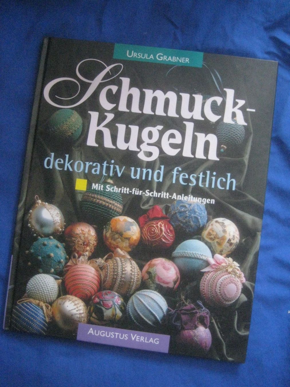 Livres: BUCH   SCHMUCK - KUGELN  BASTELN – D'occasion à Uster par flocke1