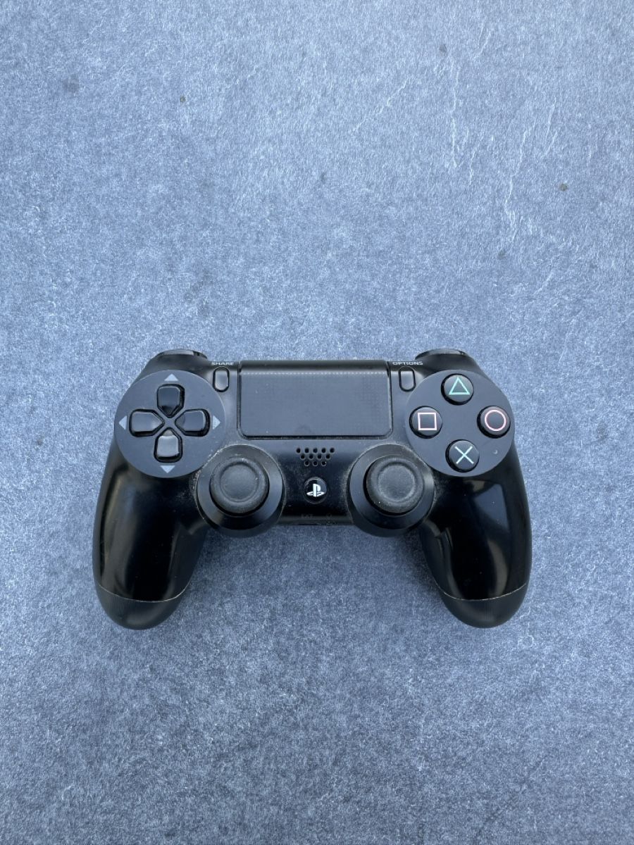 Sony Controller: Playstation 4 Controller  – Defekt aus Zürich von BreadPitt