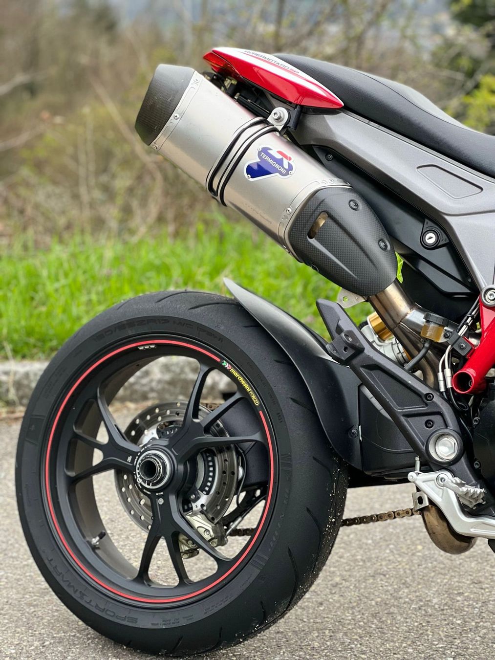 Ducati Strasse: Ducati Hypermotard 821 SP / 2015 – Gebraucht aus Jonen von llluuca 3