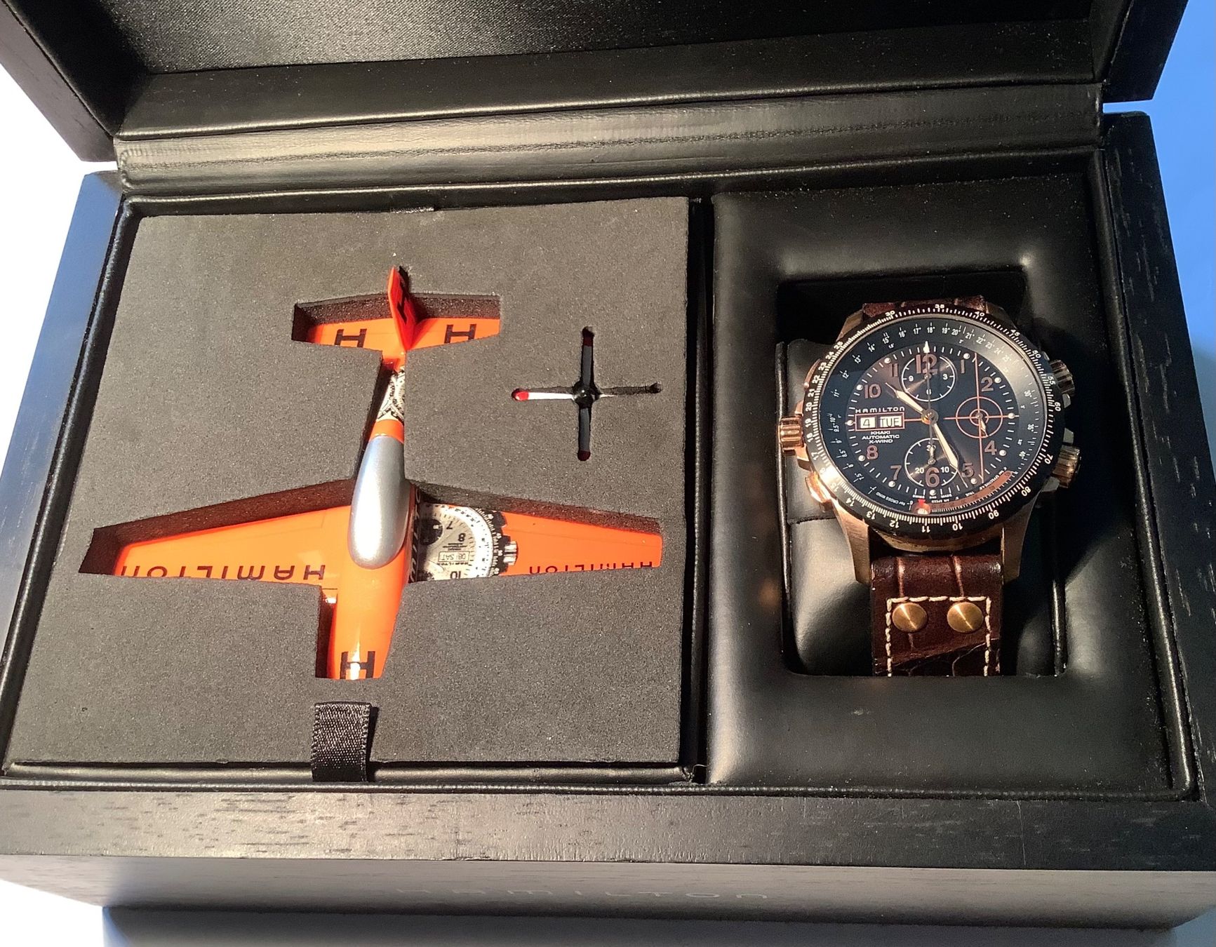 Hamilton Orologi: Hamilton Khaki Automatic X-Wind Chronograph seltene H776960 – Nuovo e nell'imballaggio originale da Gland venduto da aquarelle1818 1