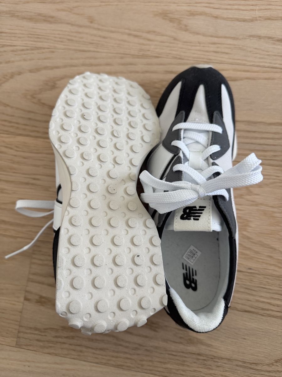 New Balance Herrenschuhe: New Balance 327, Größe 38, NEU – Neu (gemäss Beschreibung) aus Schmerikon von LindaHapunkt 1