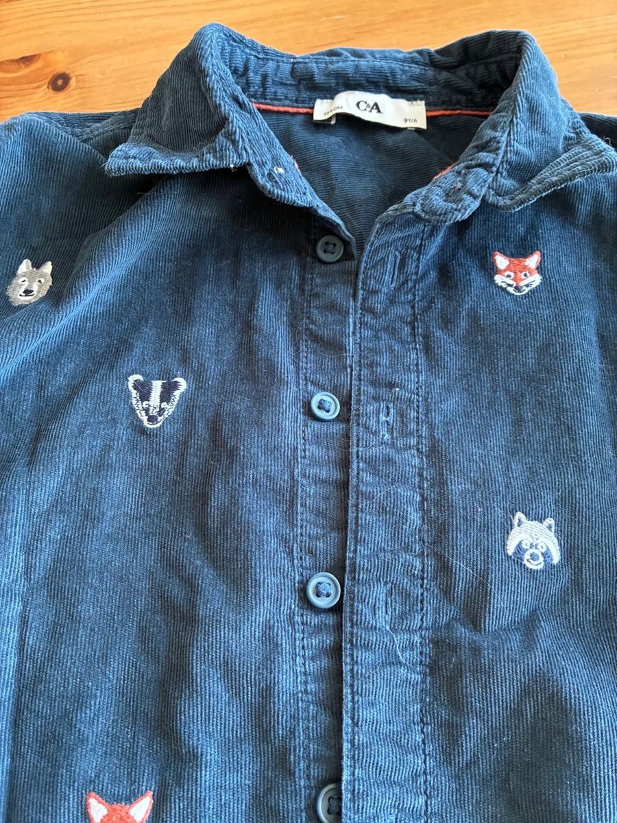 Camicie, T-shirt & Polo: Cordhemd Grösse 134 – Usato da Rotkreuz venduto da ZG6343