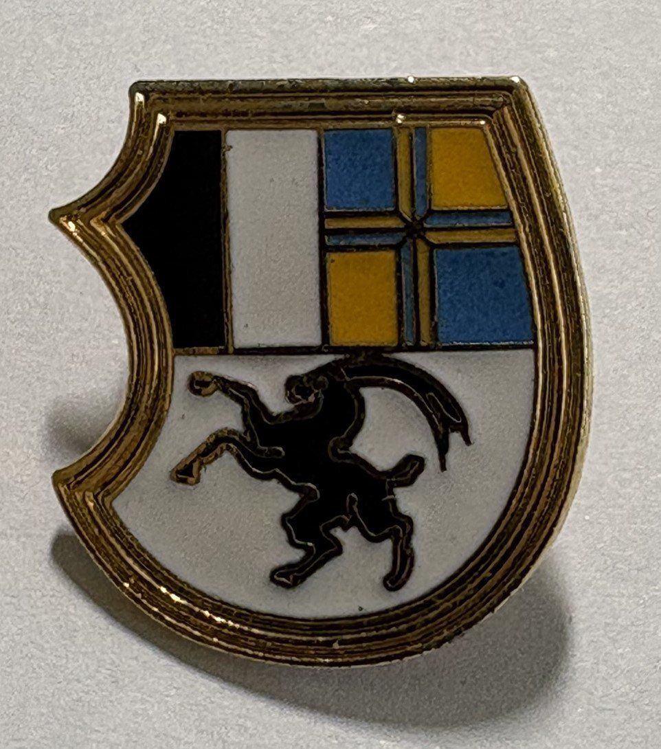 Plaquettes & Badges: Pin Anstecker Wappen Graubünden – D'occasion à Basel par adl_6y8g