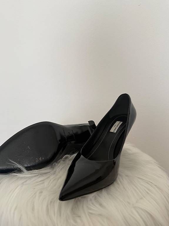 Damenschuhe: BALENCIAGA LACKPUMPS – Gebraucht aus Oberwil b. Zug von Andjola 3
