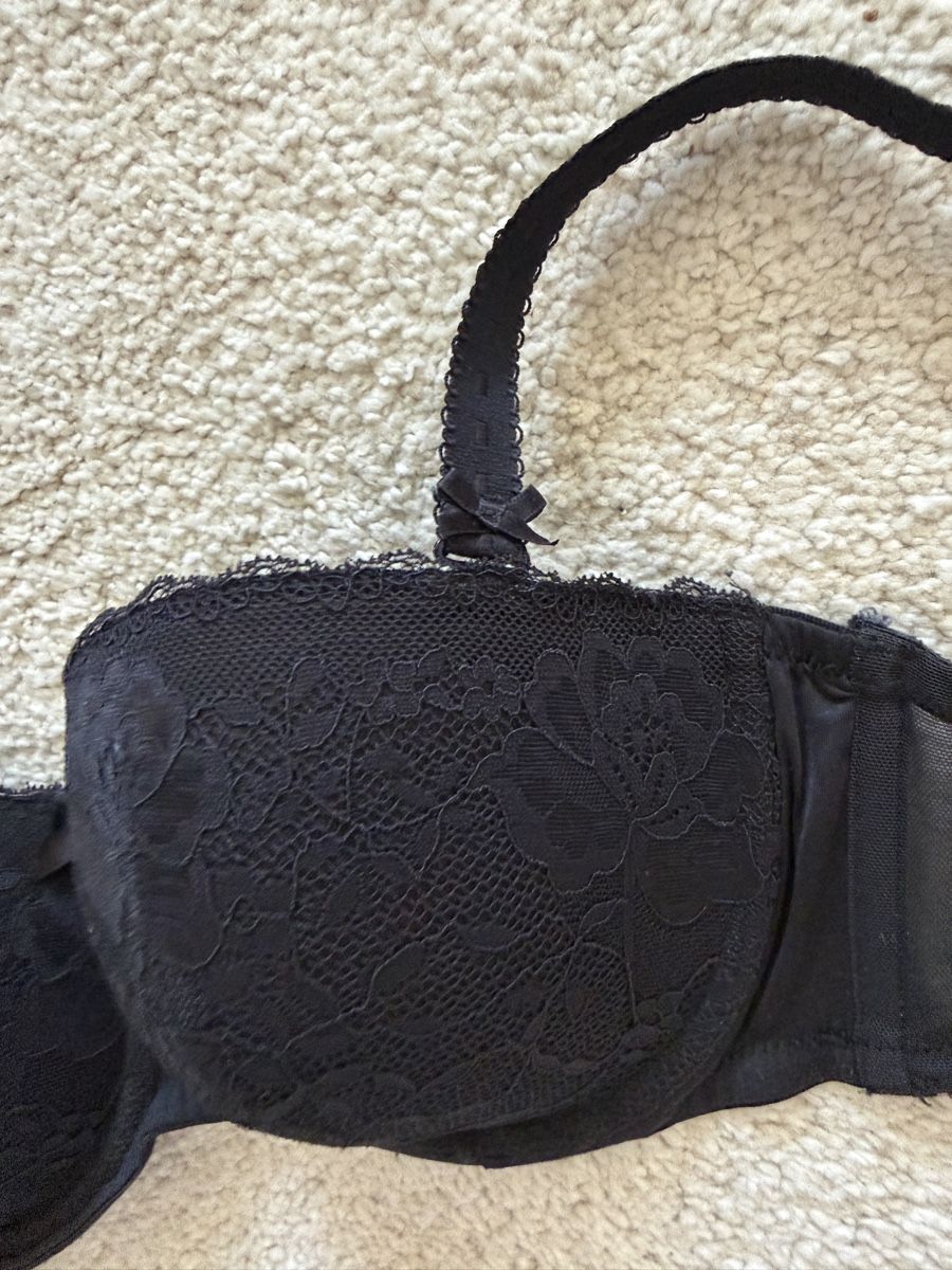 Hunkemöller Autres dessous: Schwarzer BH – Neuf (Voir description) à Niederuzwil par Lisascloset 3