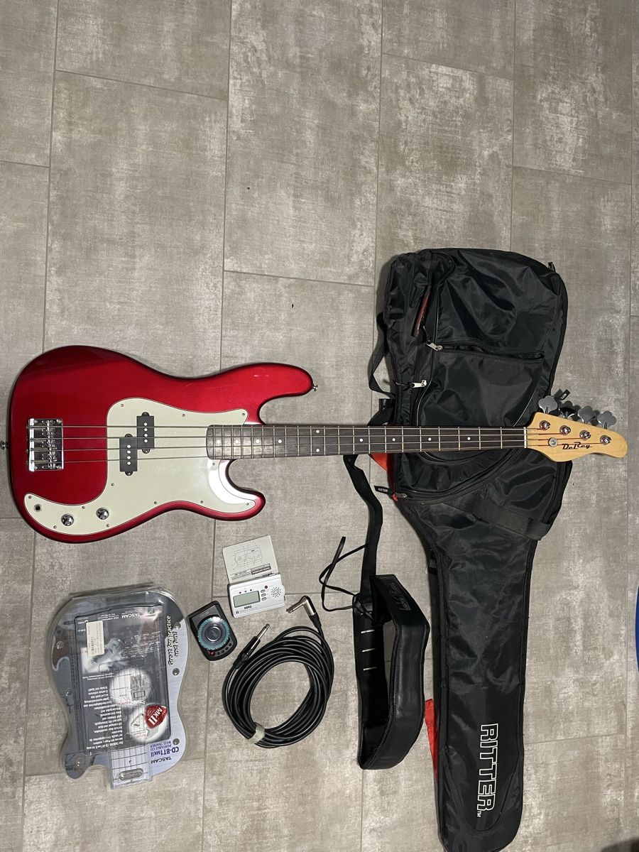 Strumenti musicali: E-Bass Gitarre Del Rey – Usato da Walliswil b.Wangen venduto da Stewalt