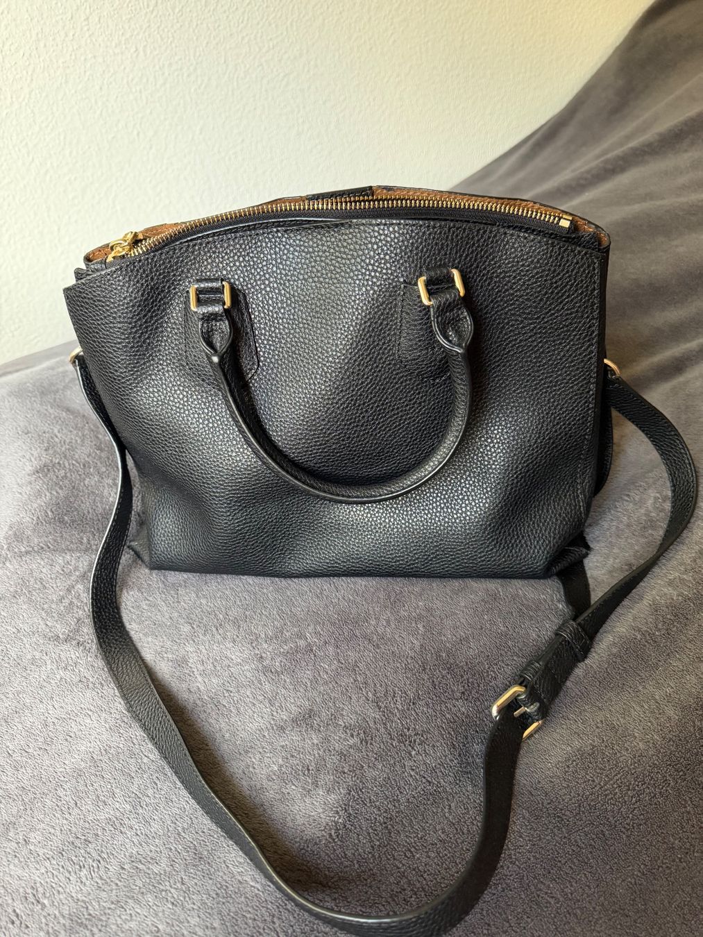 DKNY Borse da donna: Handtasche – Nuovo (secondo la descrizione) da Zürich venduto da elg_rqw7 1