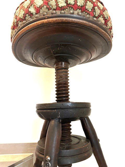 Hocker: aLteR DreHHocKeR – Gebraucht aus Winkel von zeho 2