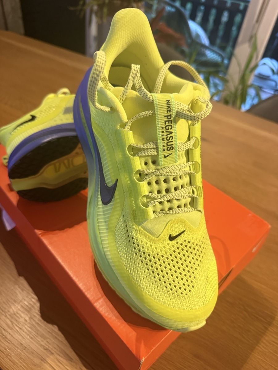 Nike Scarpe da uomo: Nike Pegasus premium, comme neuve, taille 42, – Usato da Belmont-sur-Lausanne venduto da Coben01 3