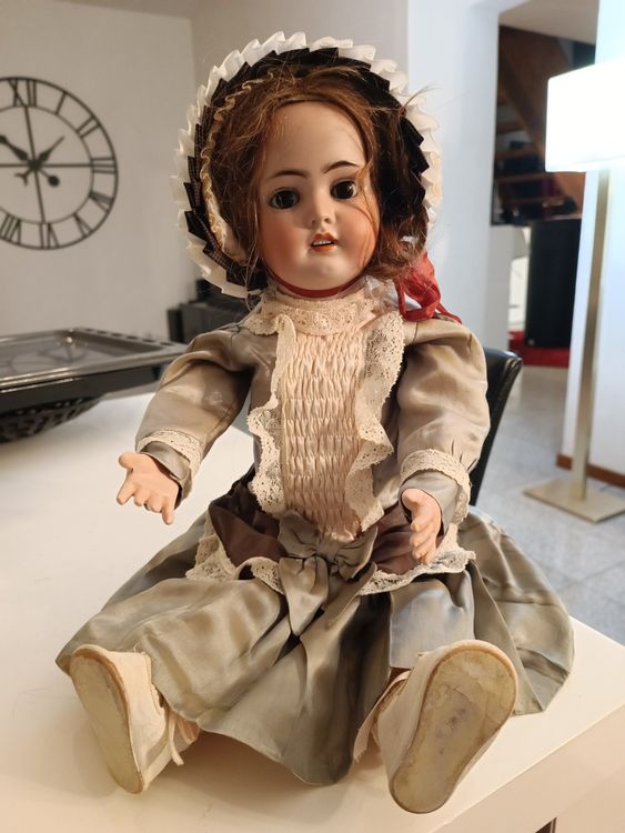 Poupée en porcelaine - Jeux & Jouets