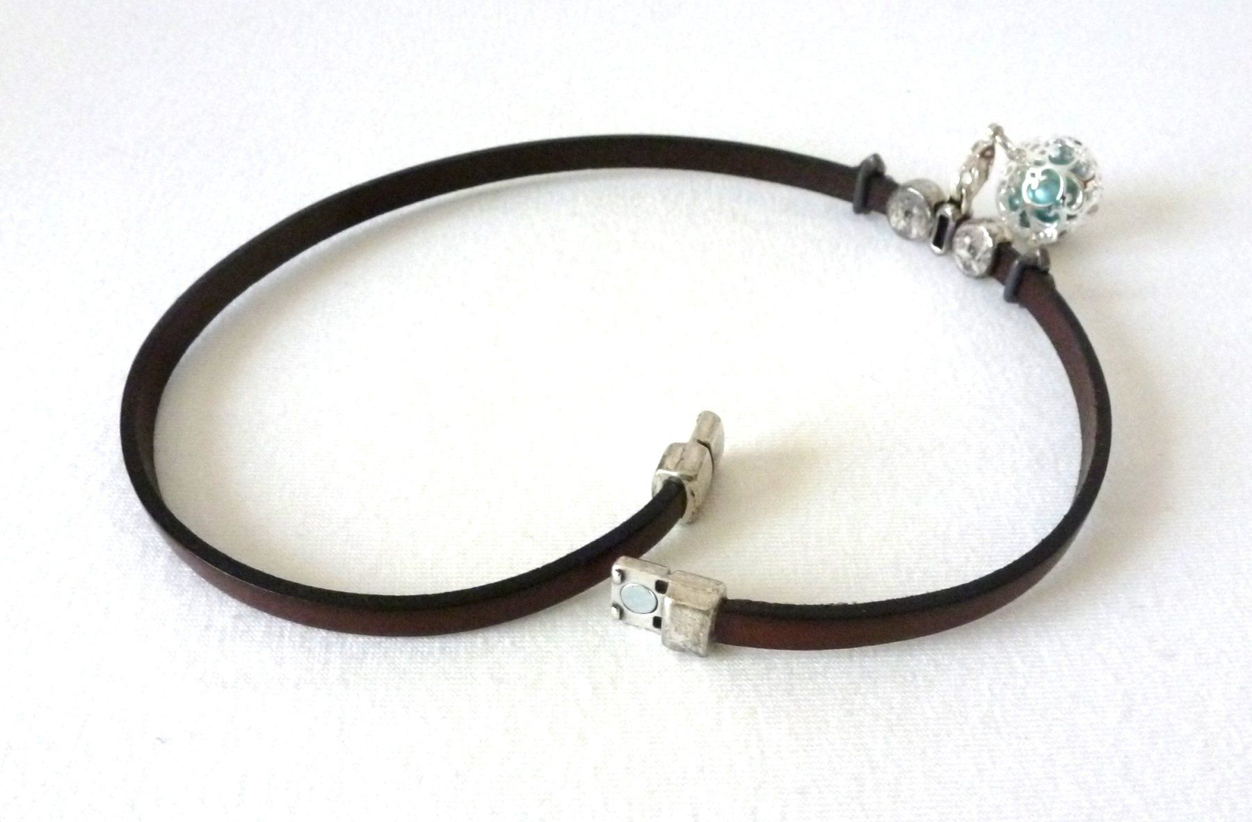 Armbänder & -reifen: Kristallarmband - Engelsrufer himmelblau – Neu und originalverpackt aus Mauren von Yeelen 3